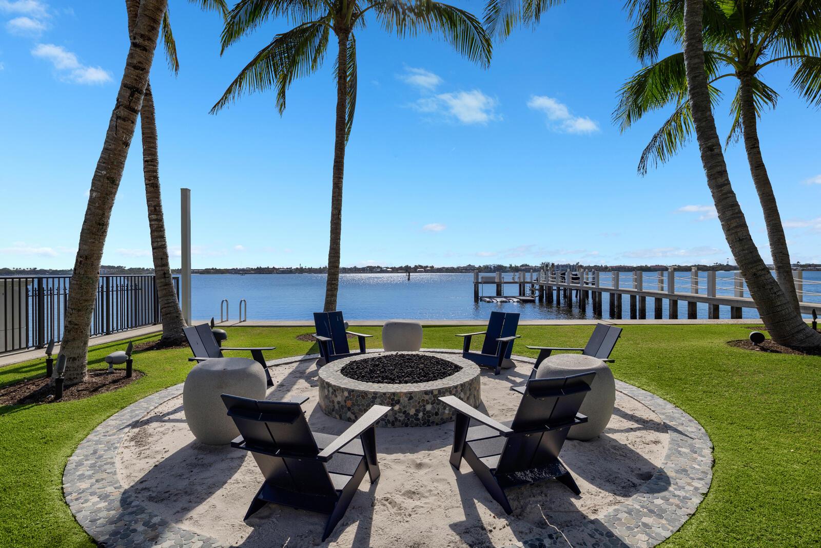 1940 S Ocean Blvd Manalapan, FL 33462 1940 S Ocean Blvd Manalapan, FL 33462