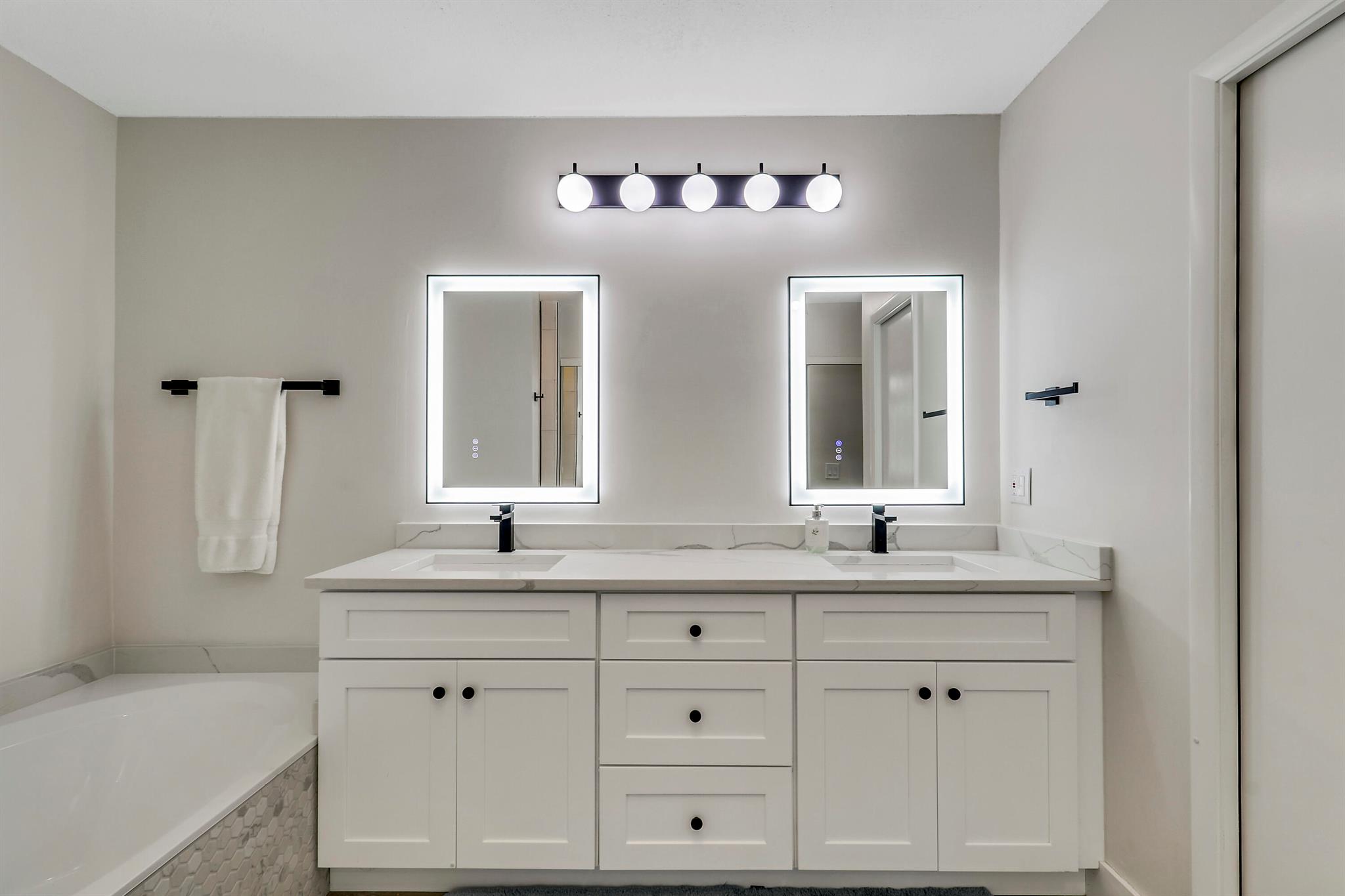 104 Half Moon Cir #A Jupiter, FL 33458