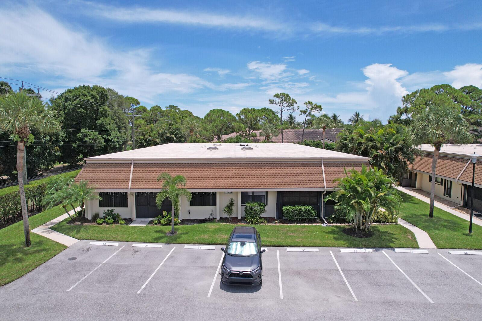 104 Half Moon Cir #A Jupiter, FL 33458