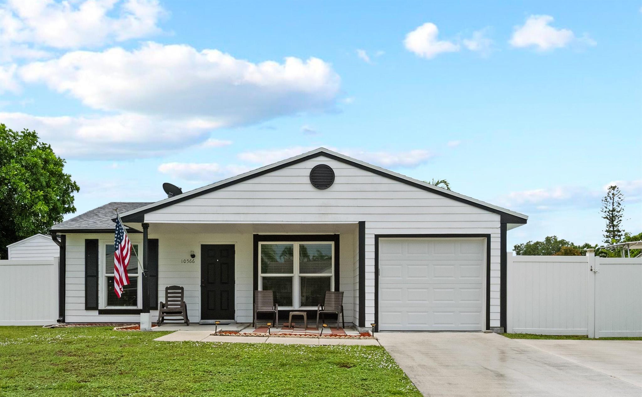 10566 Aquarius Ln
