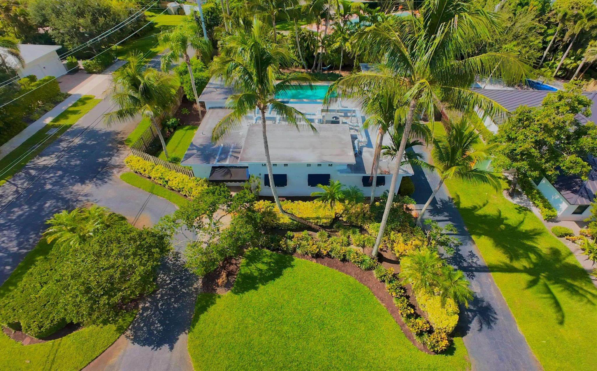 402 NW 7th St