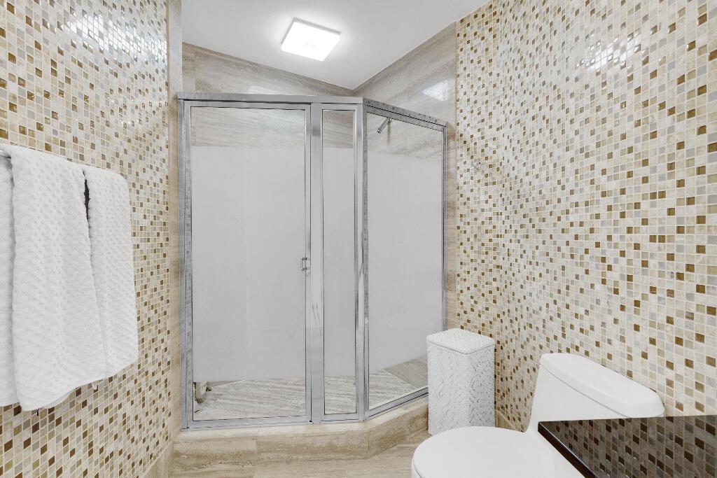 image Tdr Tower Iii Condo17
