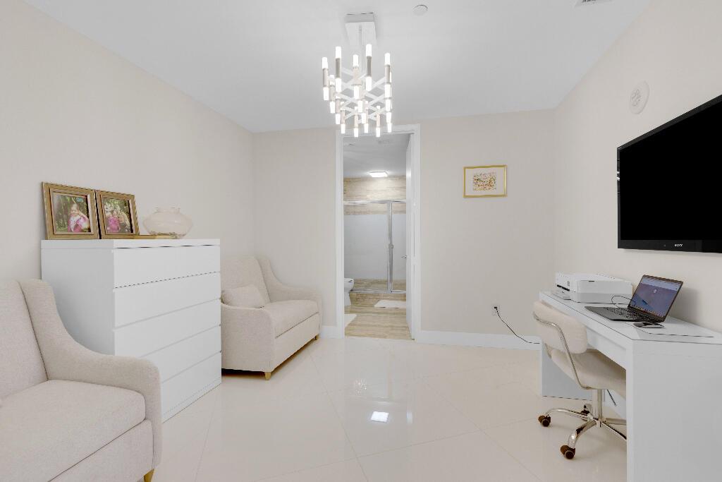 image Tdr Tower Iii Condo25