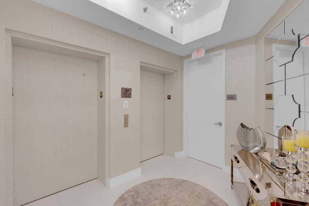 image Tdr Tower Iii Condo29
