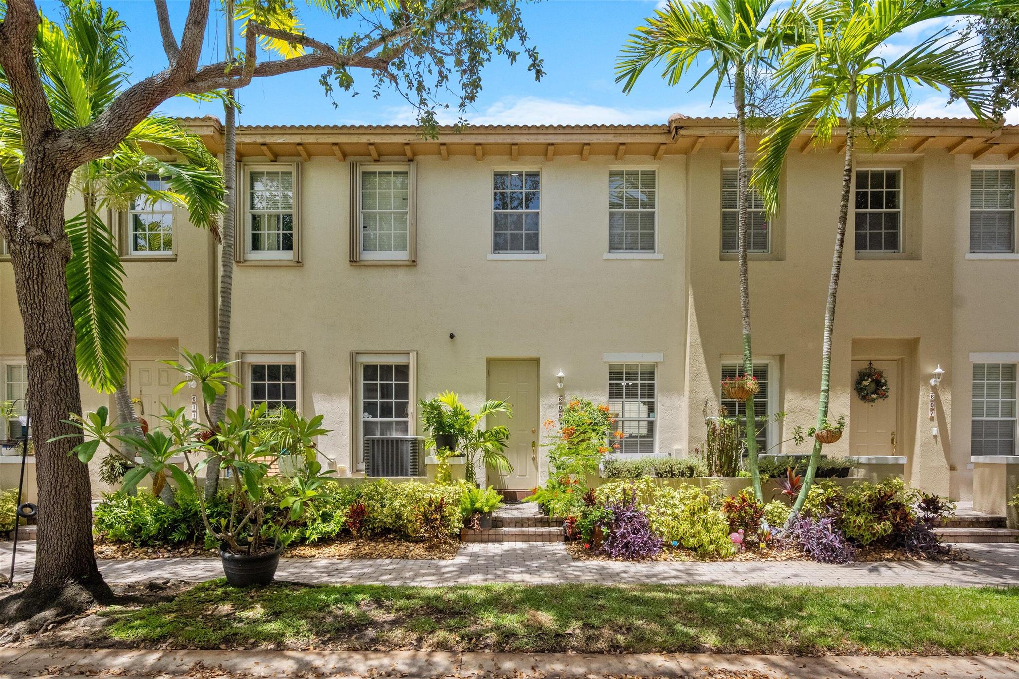 609 NW 24th Ave