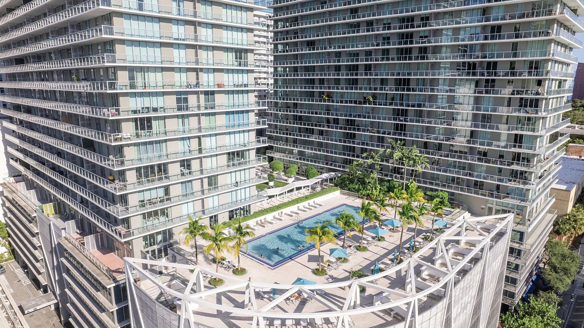 image The Axis On Brickell Ii C36