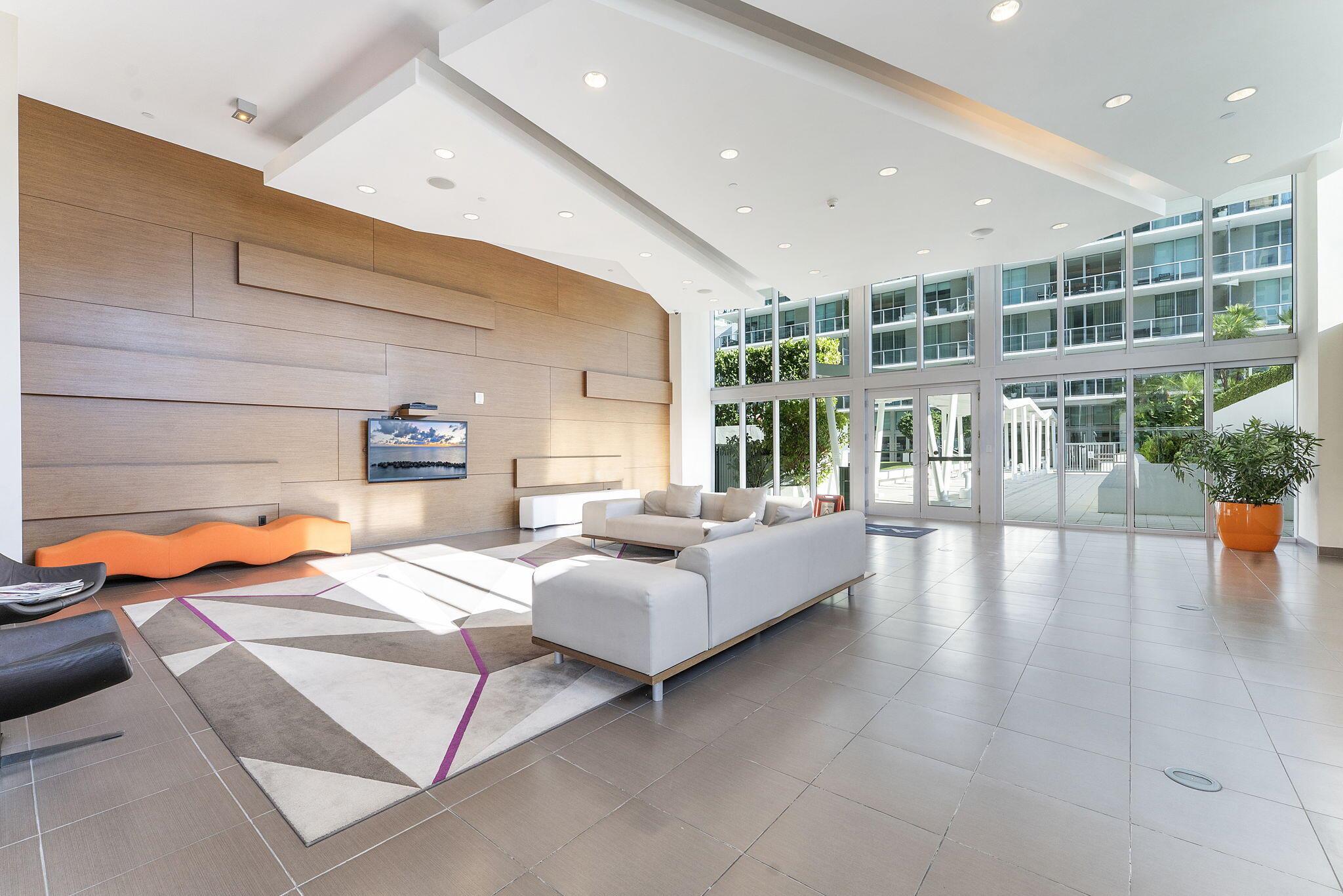 image The Axis On Brickell Ii C40