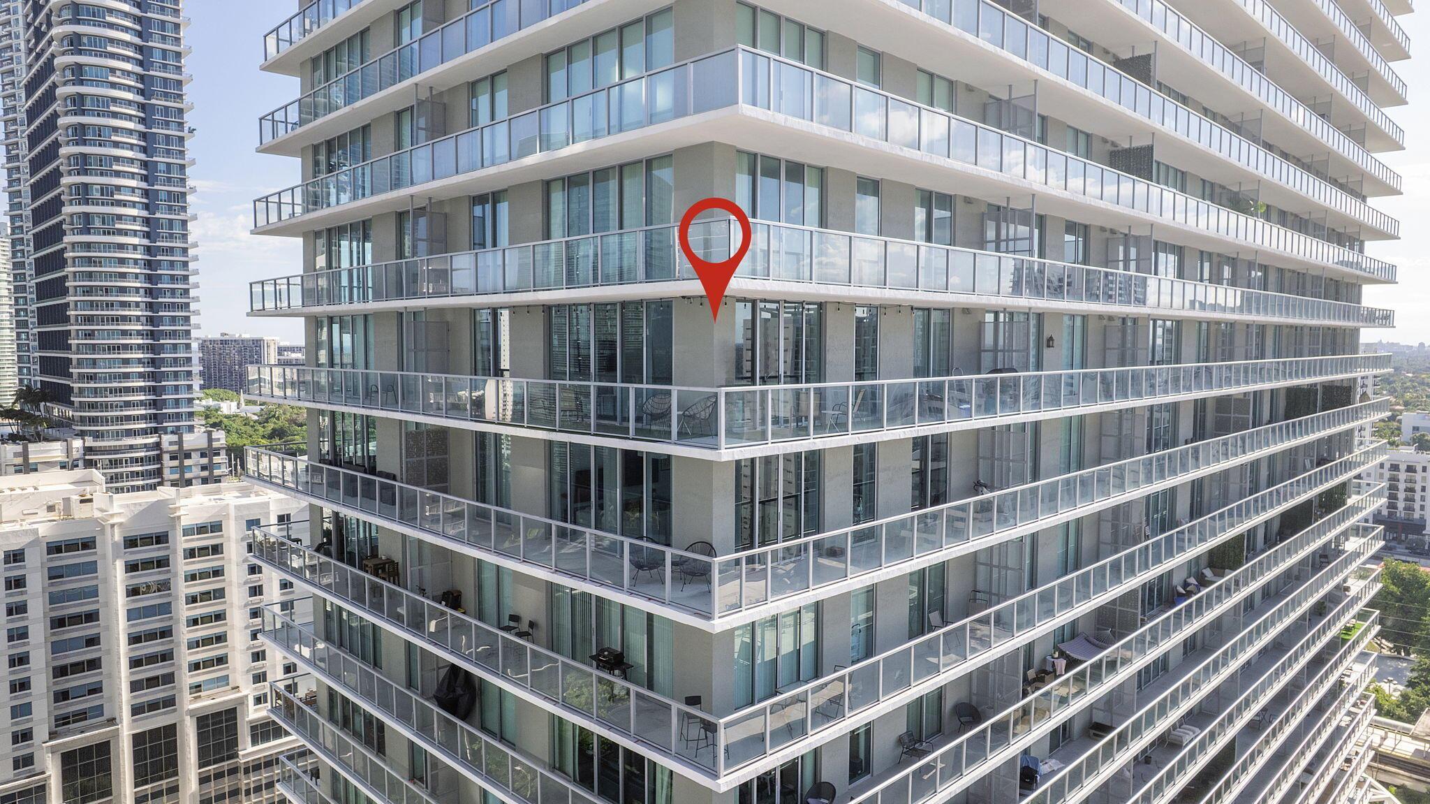 image The Axis On Brickell Ii C52