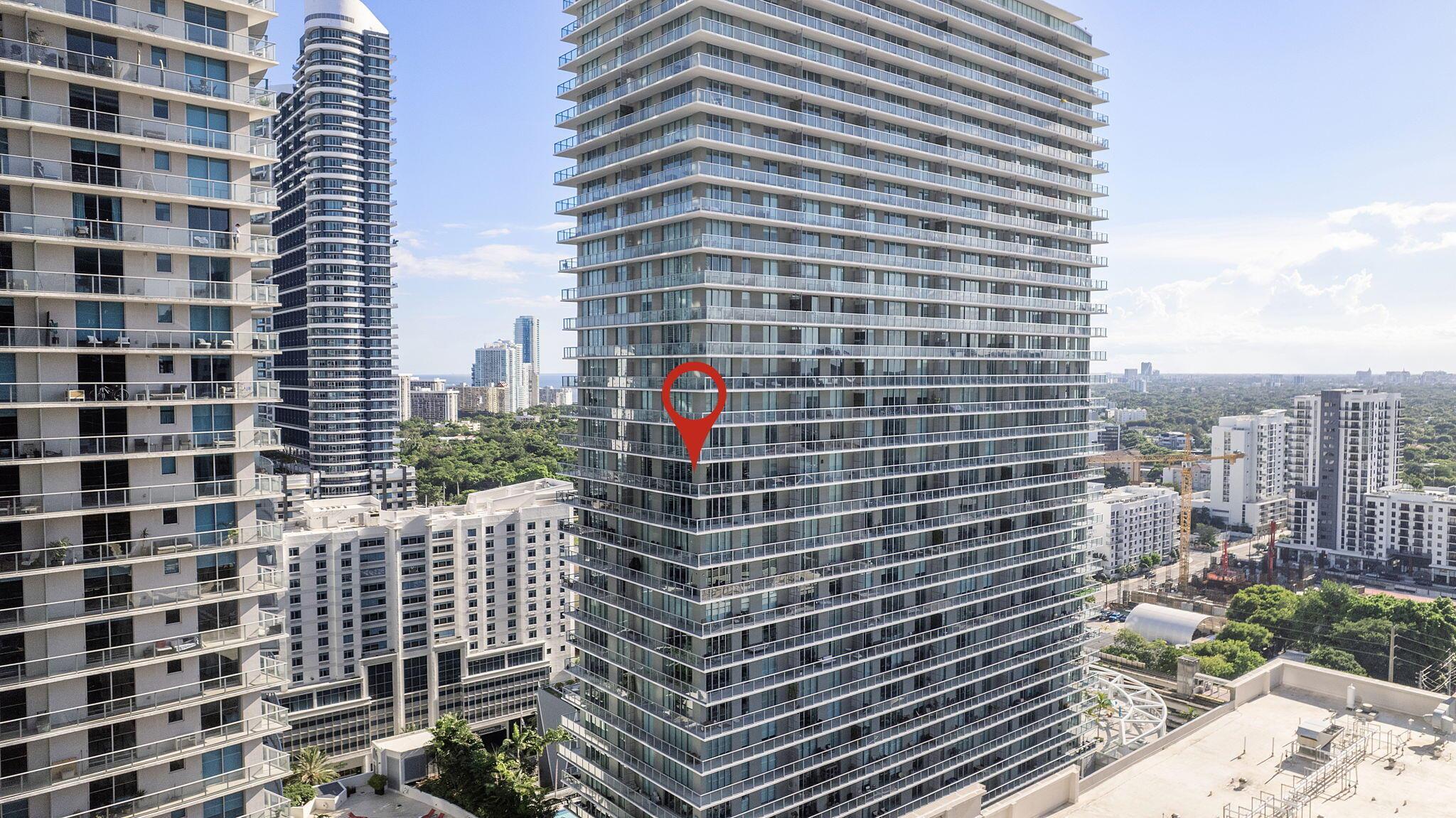 image The Axis On Brickell Ii C53