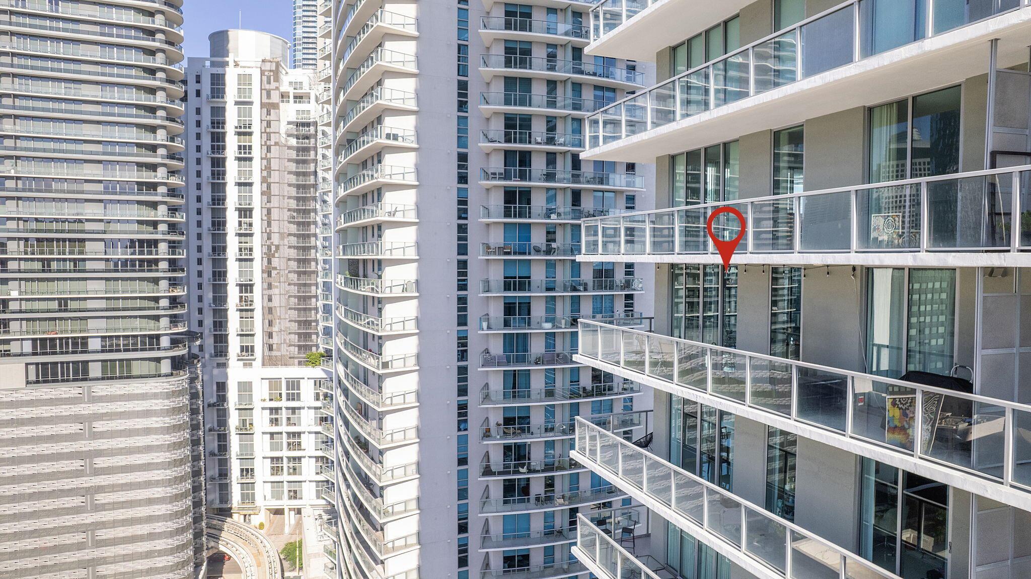 image The Axis On Brickell Ii C55