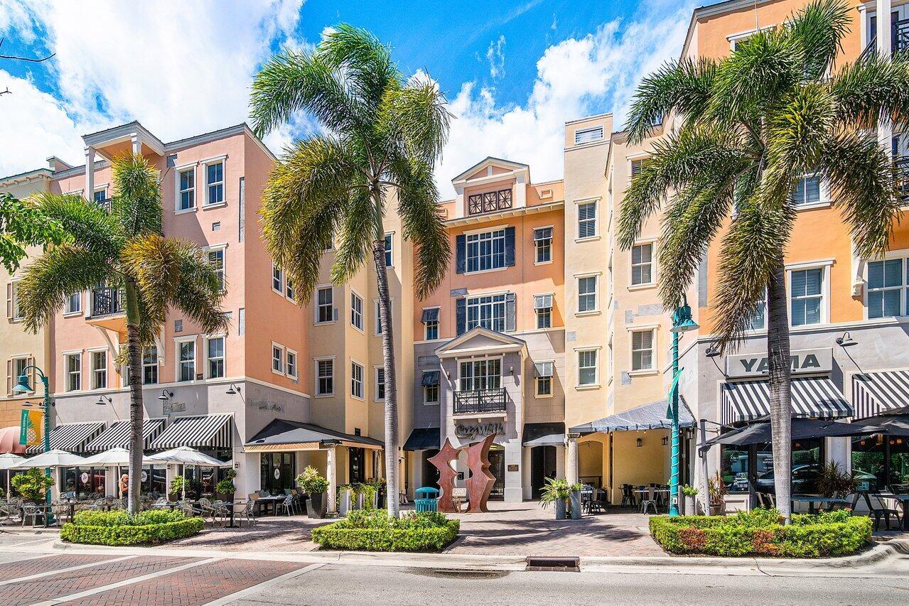 200 NE 2nd Ave #205