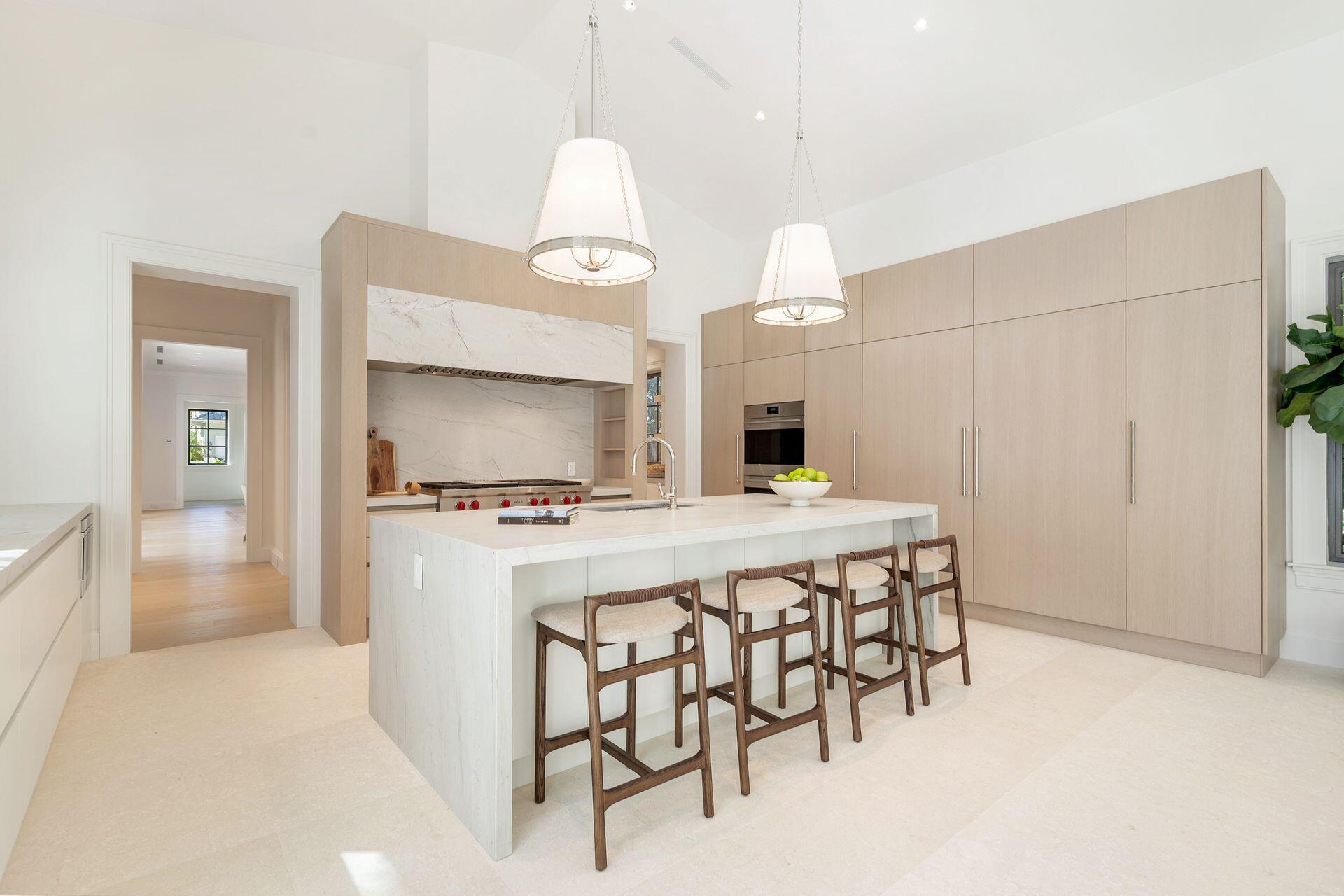 215 Summa St West Palm Beach, FL 33405 215 Summa St West Palm Beach, FL 33405