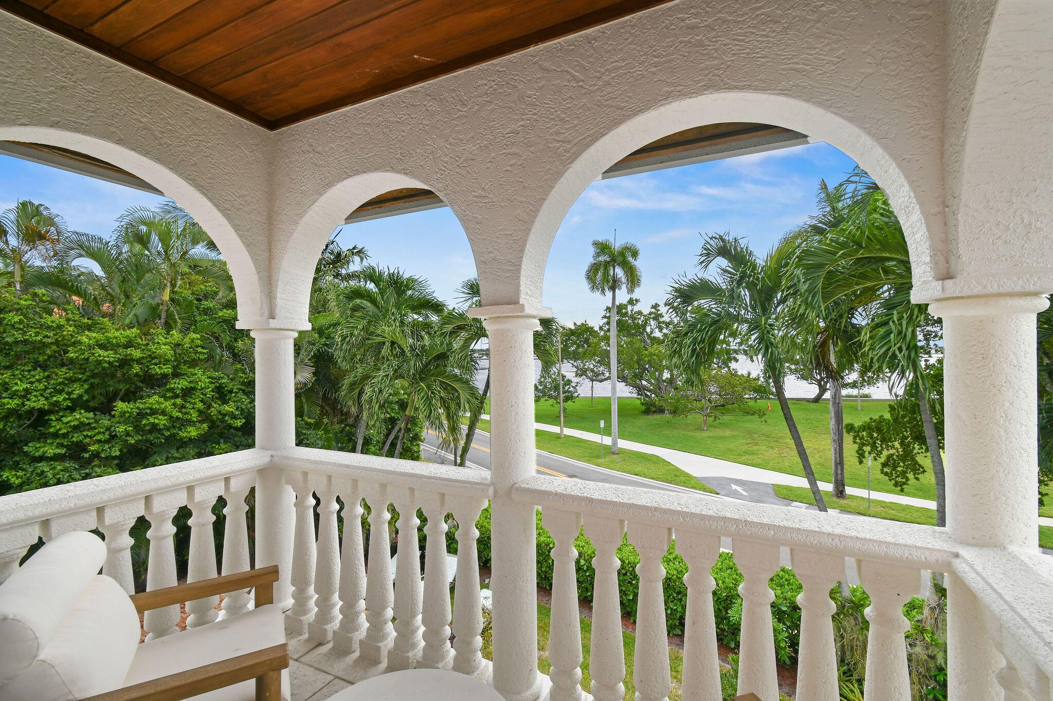 201 Avila Rd West Palm Beach, FL 33405 201 Avila Rd West Palm Beach, FL 33405