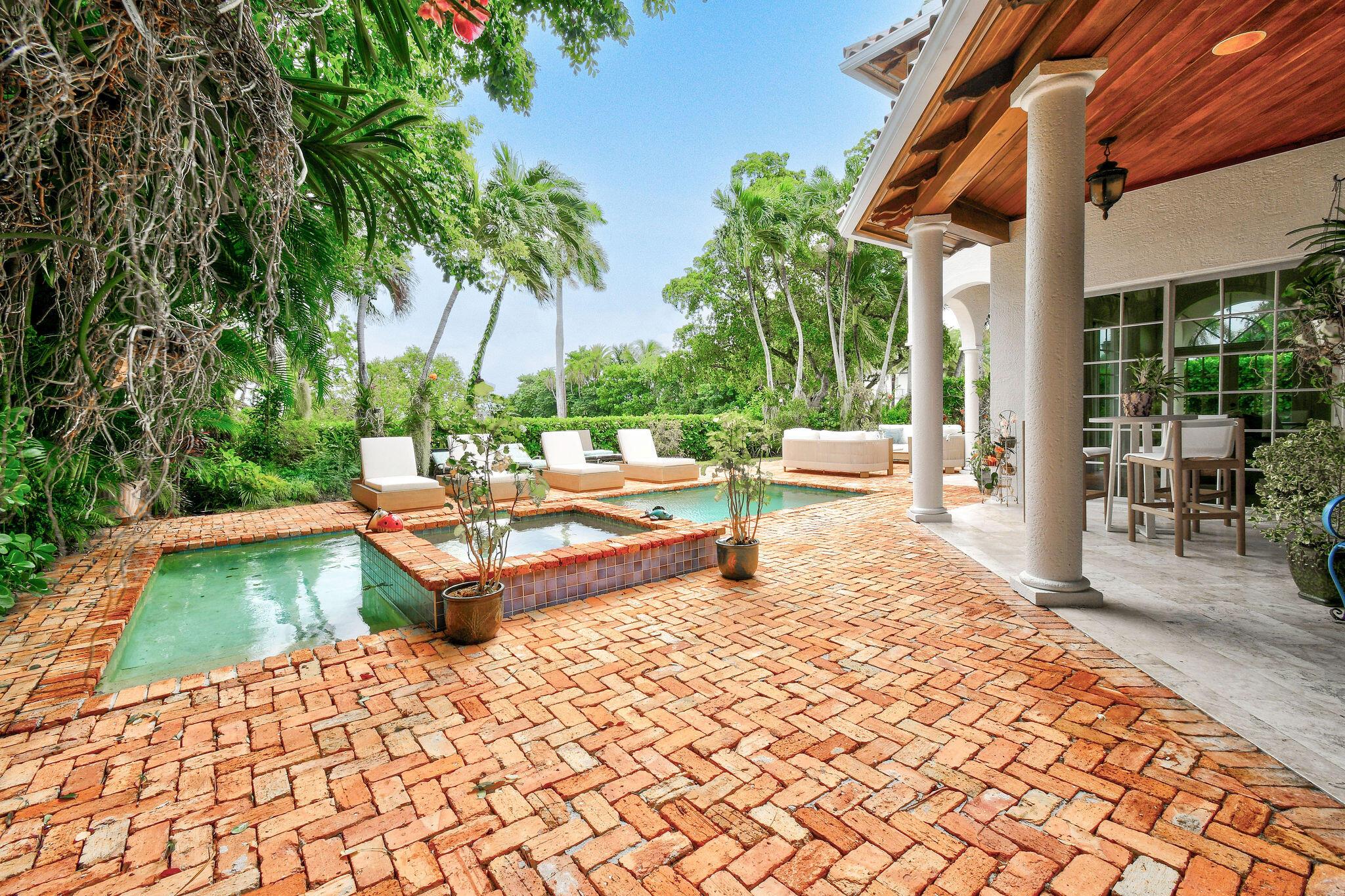 201 Avila Rd West Palm Beach, FL 33405 201 Avila Rd West Palm Beach, FL 33405