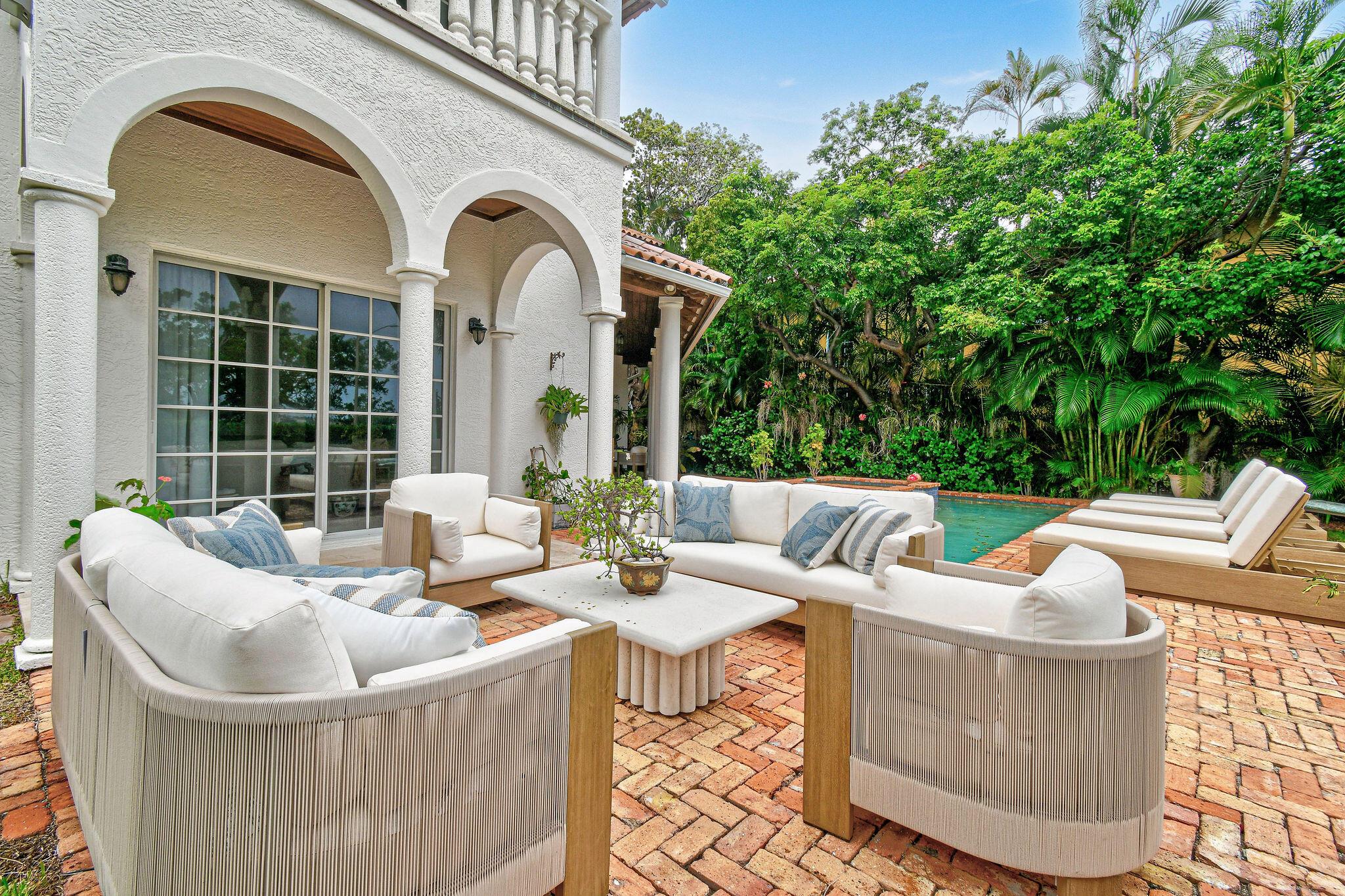 201 Avila Rd West Palm Beach, FL 33405 201 Avila Rd West Palm Beach, FL 33405