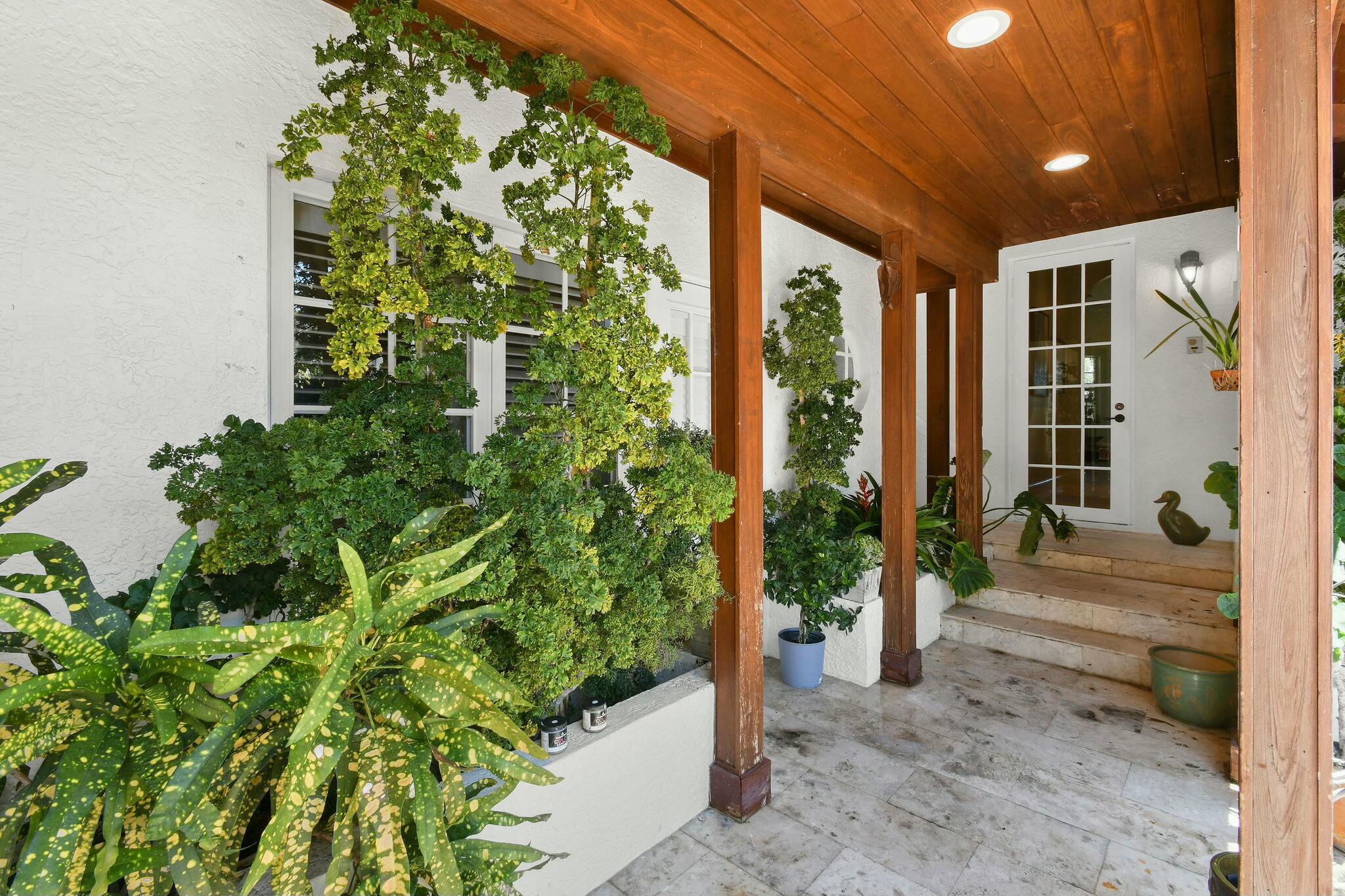 201 Avila Rd West Palm Beach, FL 33405 201 Avila Rd West Palm Beach, FL 33405