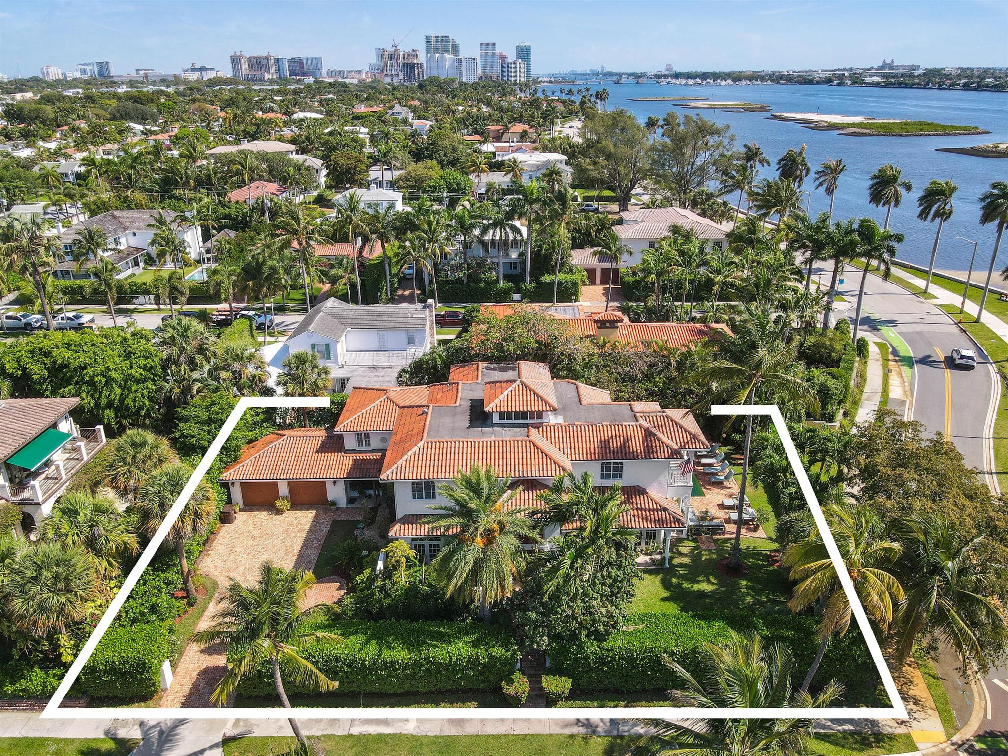 201 Avila Rd West Palm Beach, FL 33405 201 Avila Rd West Palm Beach, FL 33405