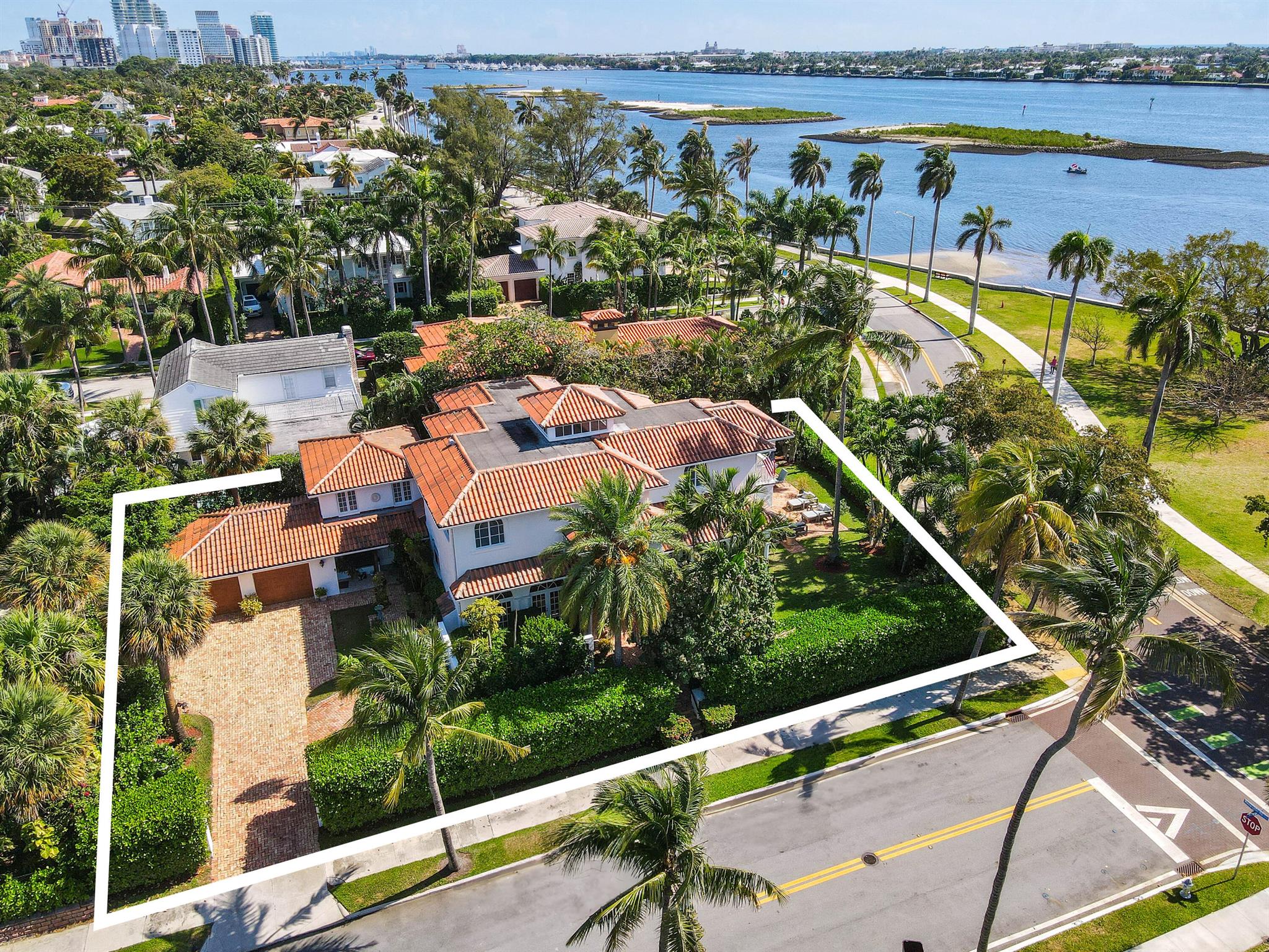 201 Avila Rd West Palm Beach, FL 33405 201 Avila Rd West Palm Beach, FL 33405