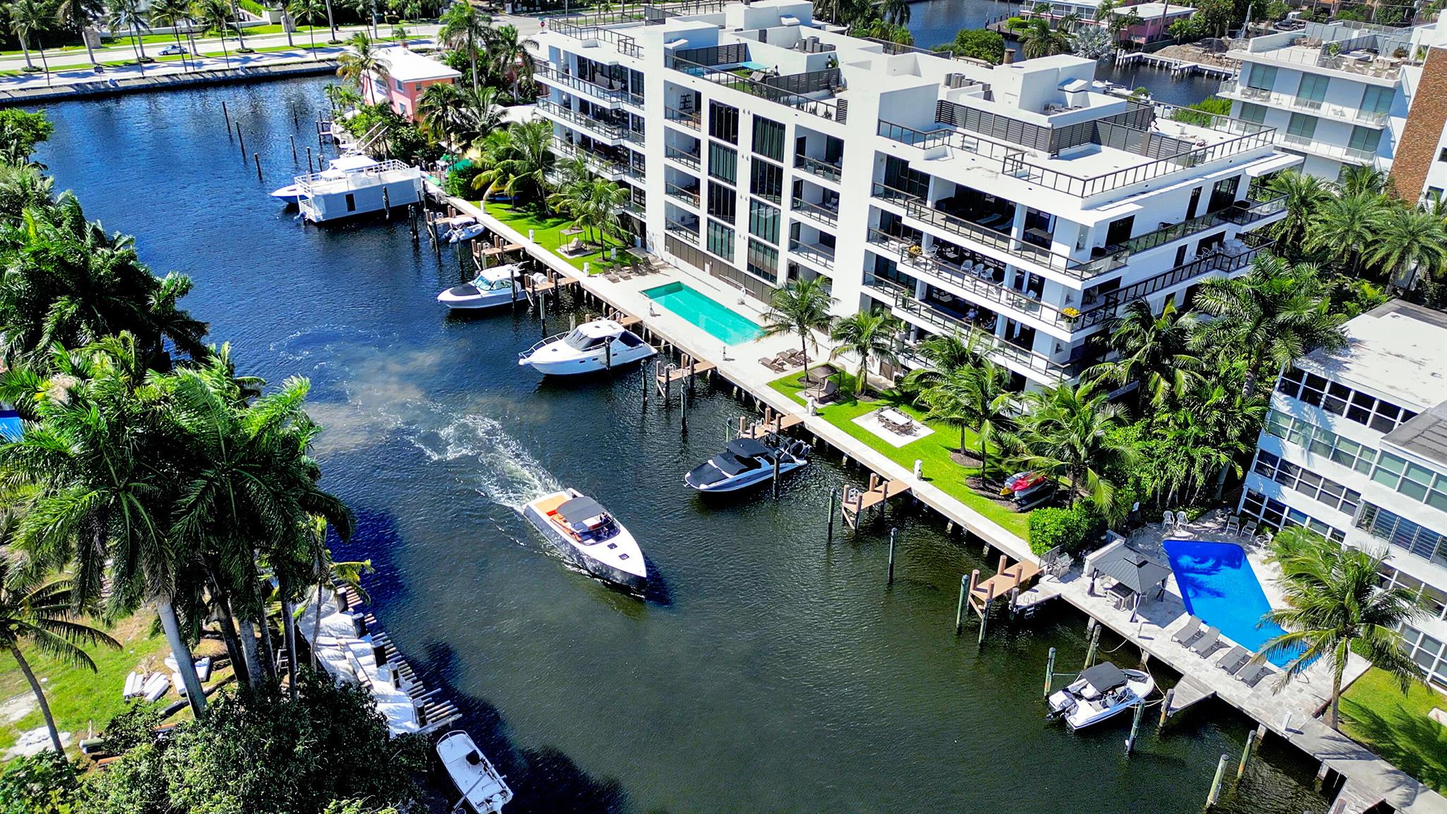 30 Isle Of Venice Dr #Ph3