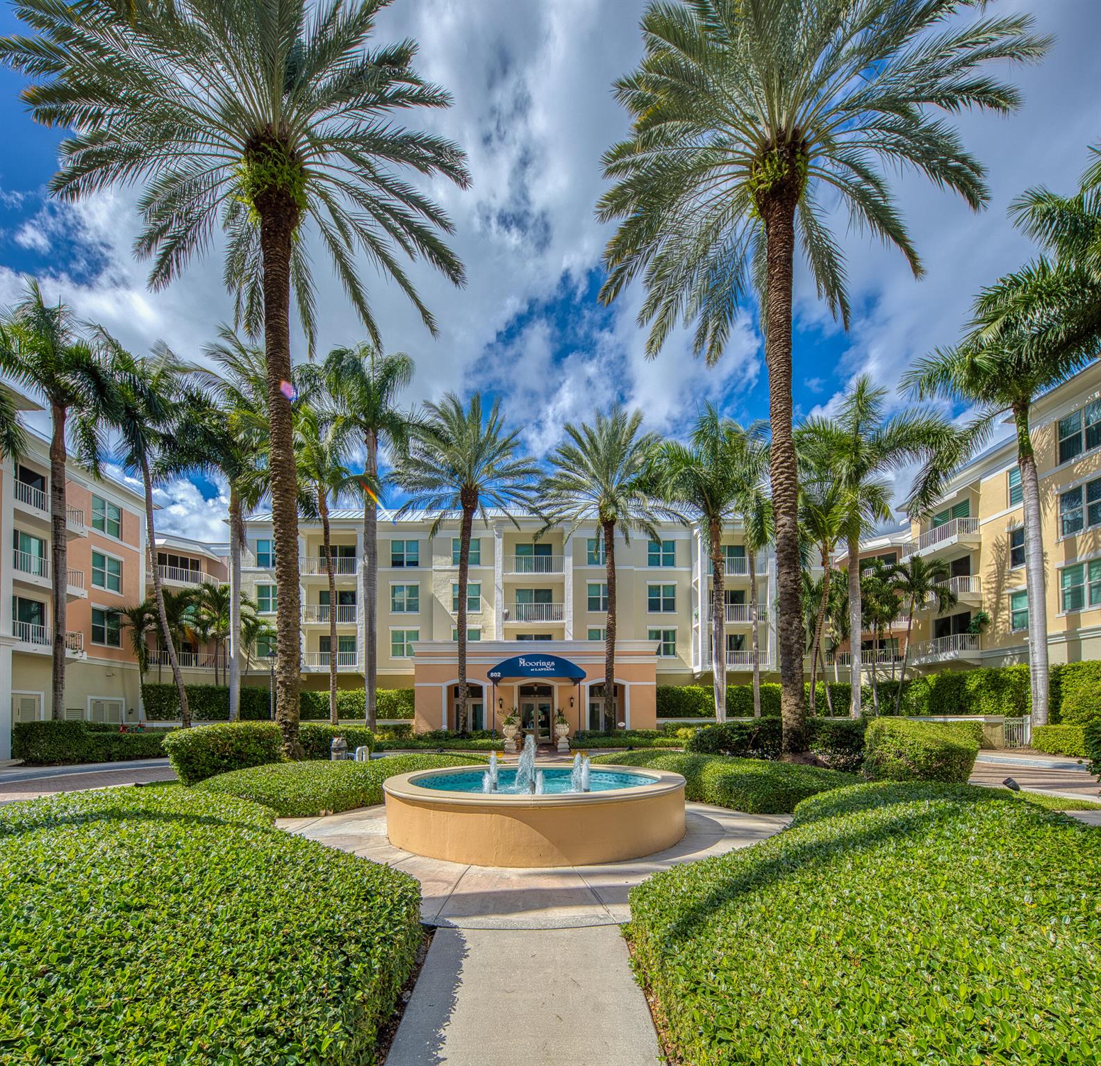 802 Windward Way #210