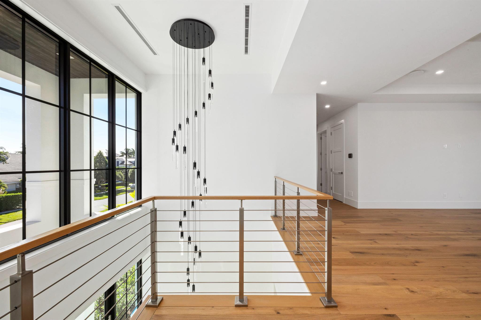 11721 Lake Shr Pl North Palm Beach, FL 33408