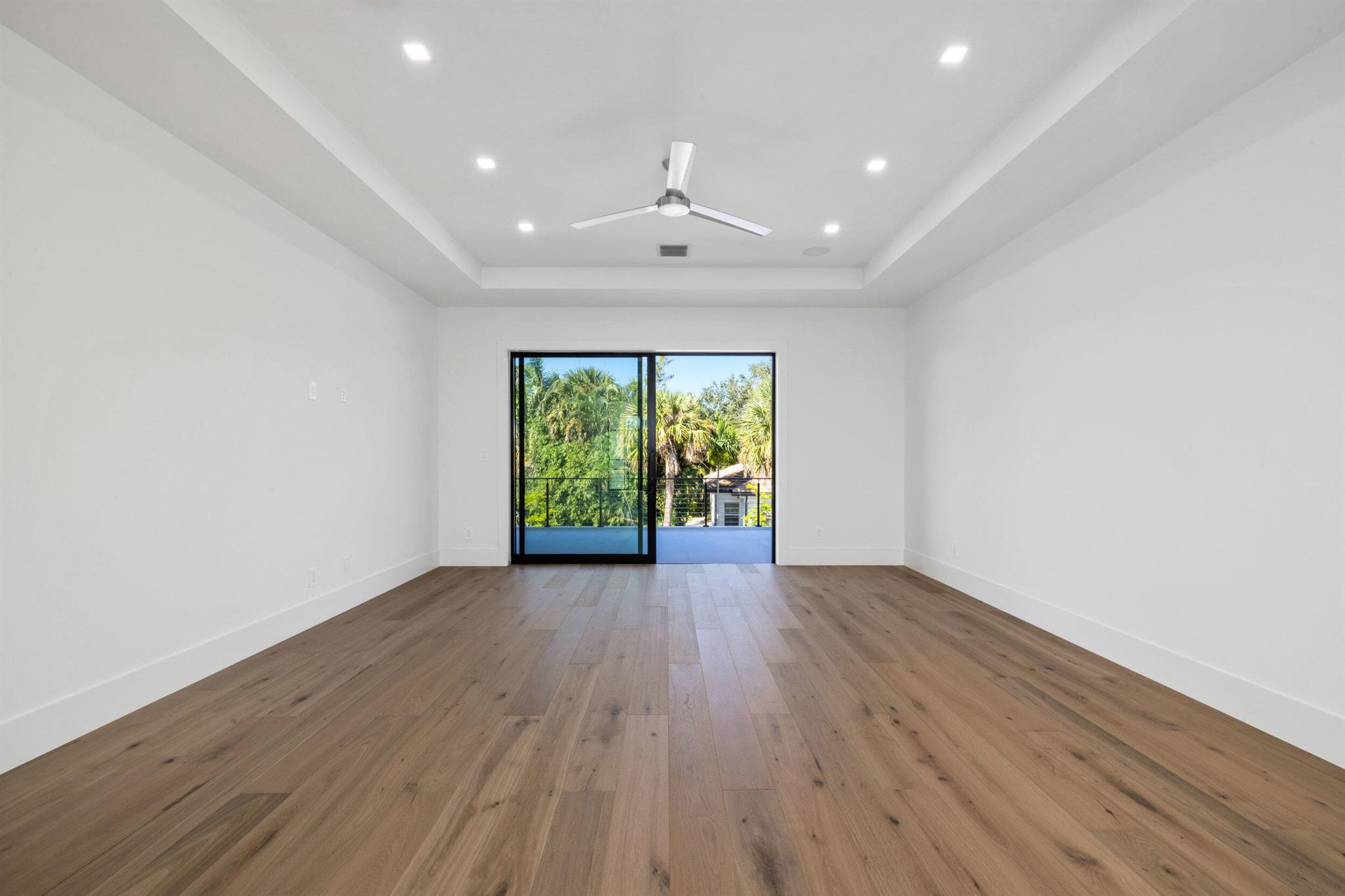 11721 Lake Shr Pl North Palm Beach, FL 33408