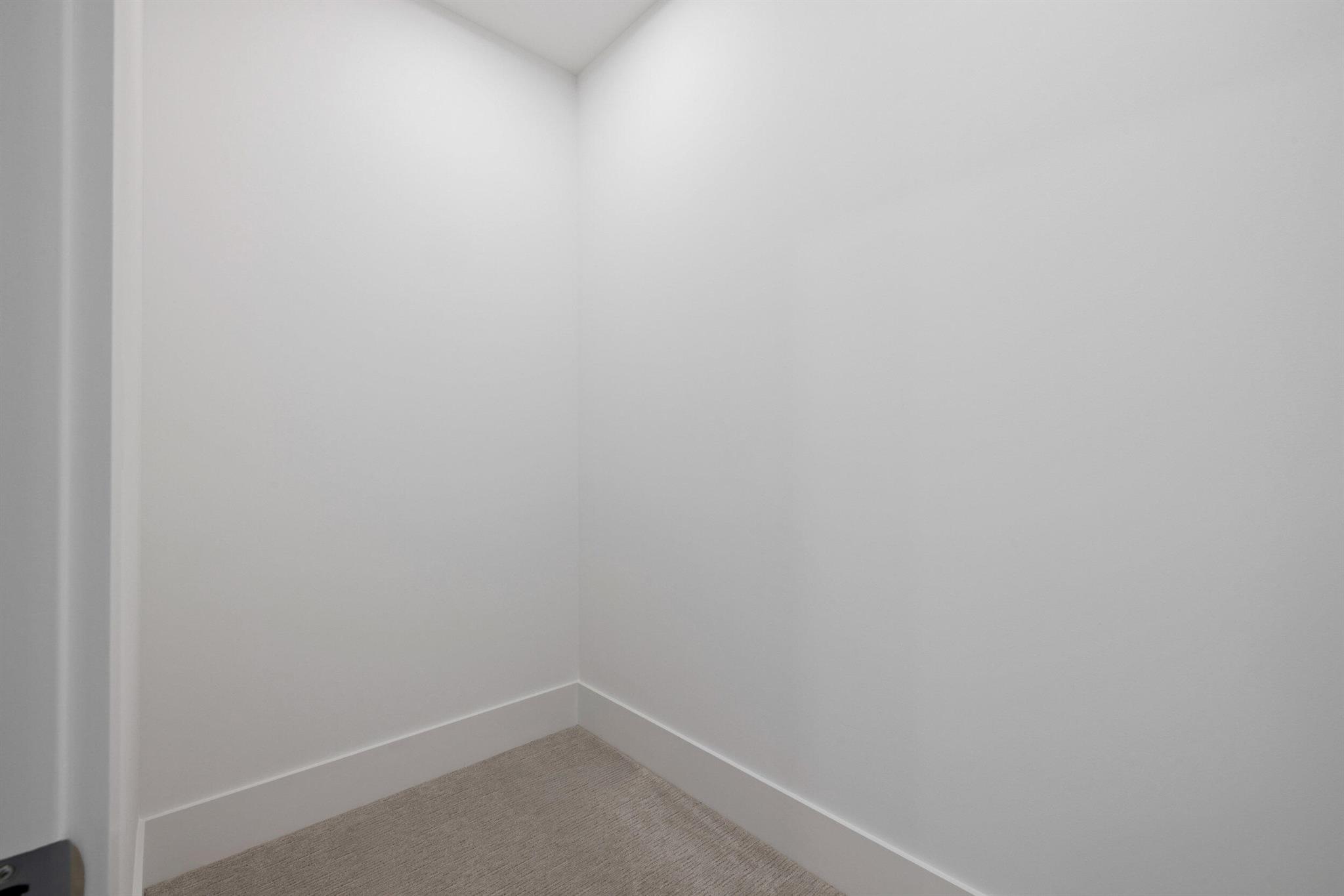 11721 Lake Shr Pl North Palm Beach, FL 33408