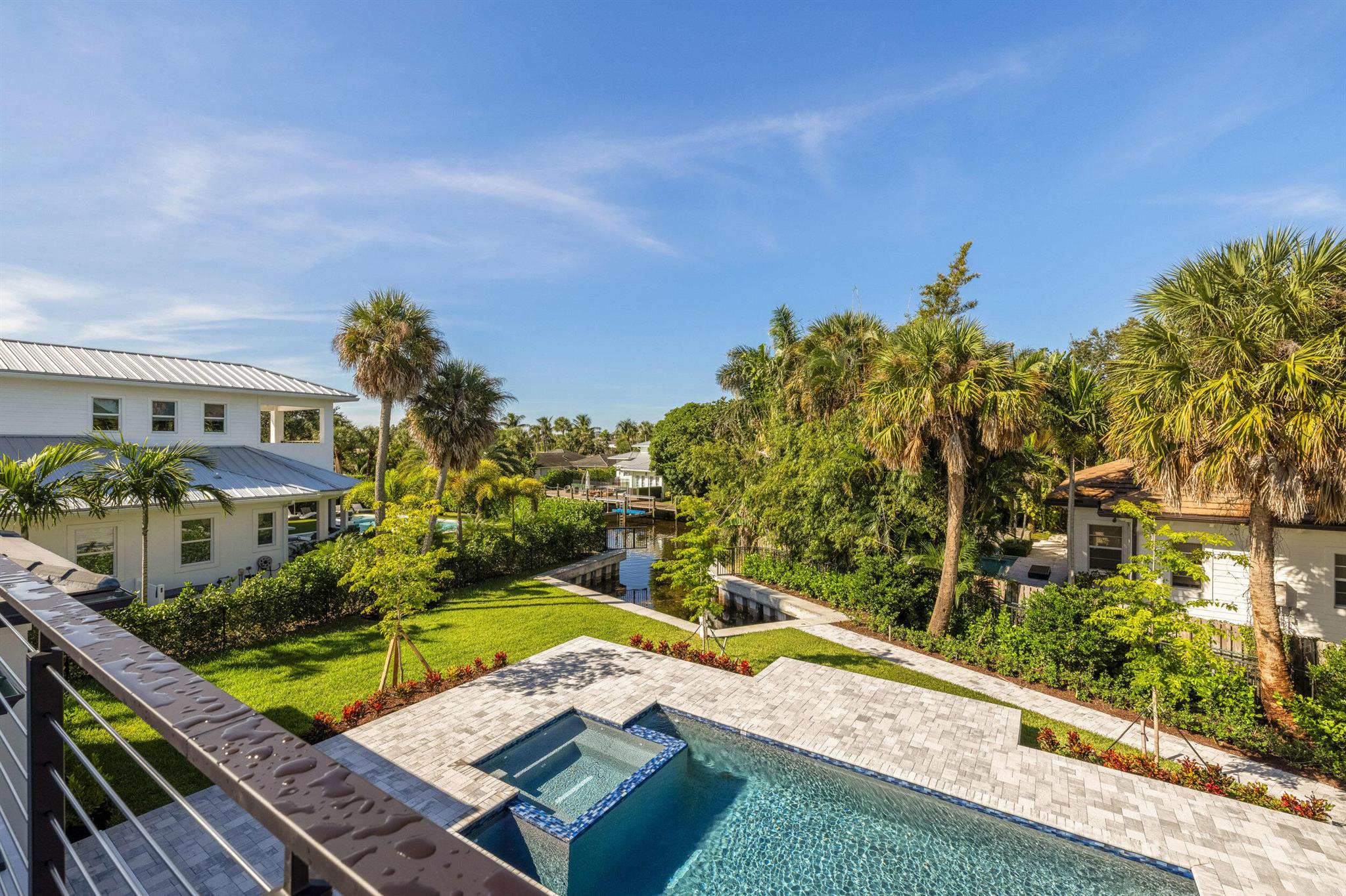 11721 Lake Shr Pl North Palm Beach, FL 33408