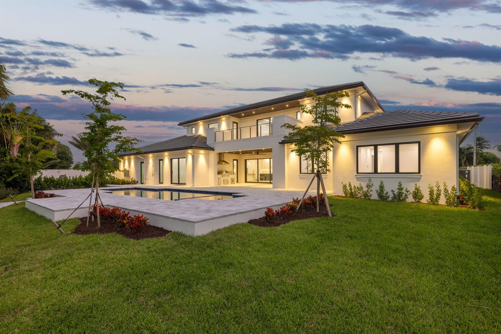 11721 Lake Shr Pl North Palm Beach, FL 33408