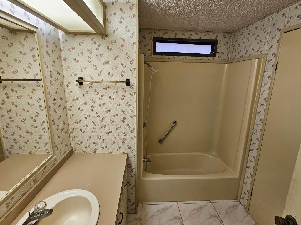 6978 SE Delegate Hobe Sound, FL 33455