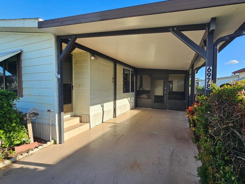 6978 SE Delegate Hobe Sound, FL 33455