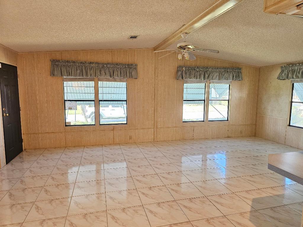 6978 SE Delegate Hobe Sound, FL 33455