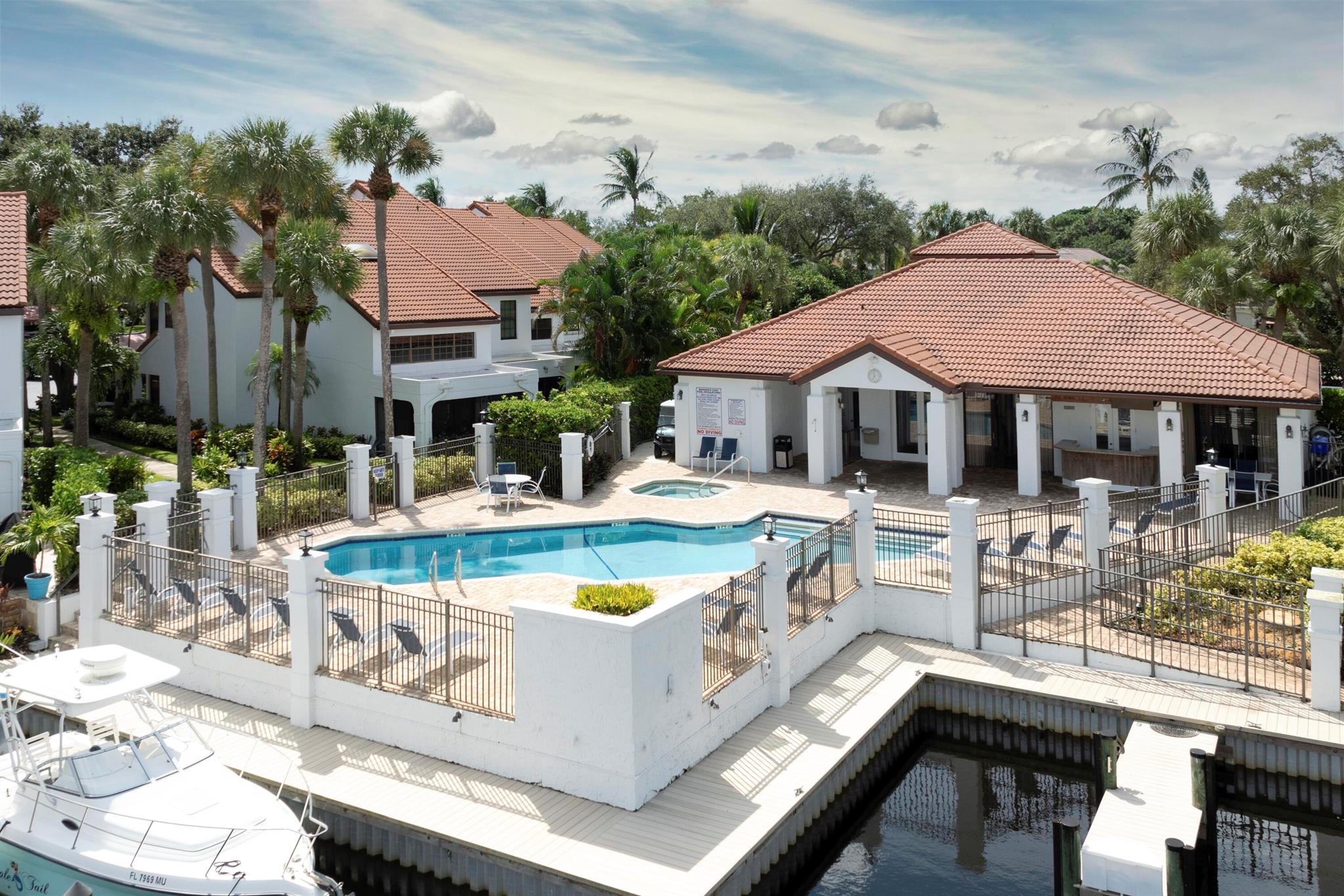 2359 Treasure Isle Dr #38 Palm Beach Gardens, FL 33410