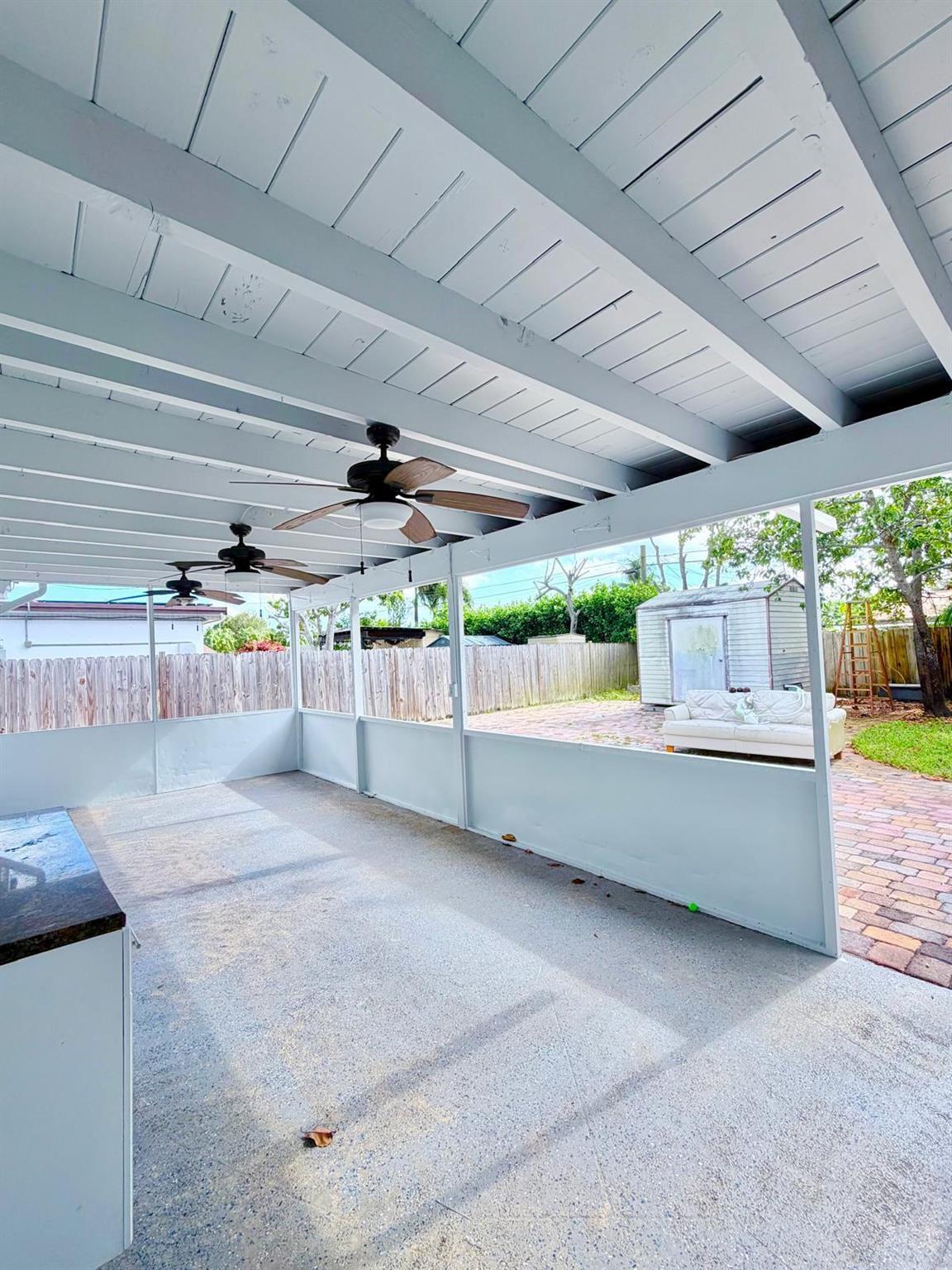 2594 W End Rd West Palm Beach, FL 33406