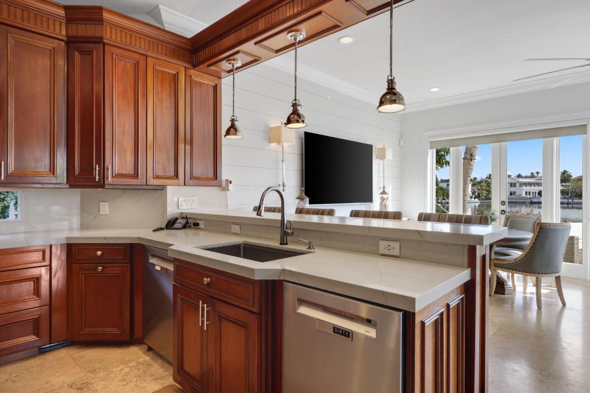 4317 Intracoastal Highland Beach, FL 33487