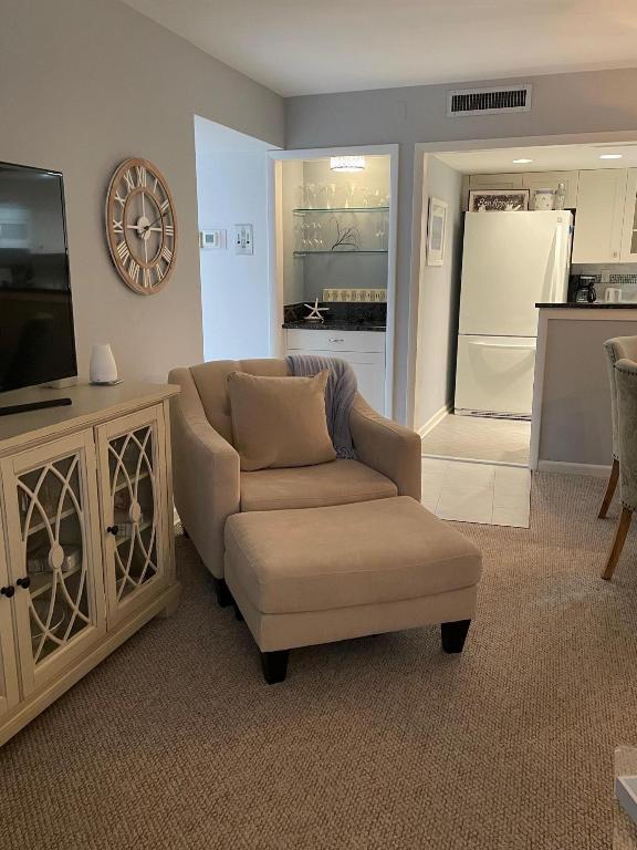 2505 S Ocean #310 Palm Beach, FL 33480