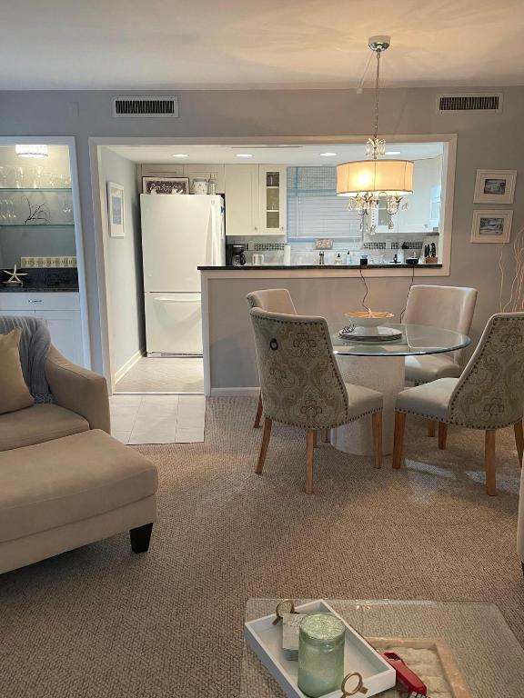 2505 S Ocean #310 Palm Beach, FL 33480