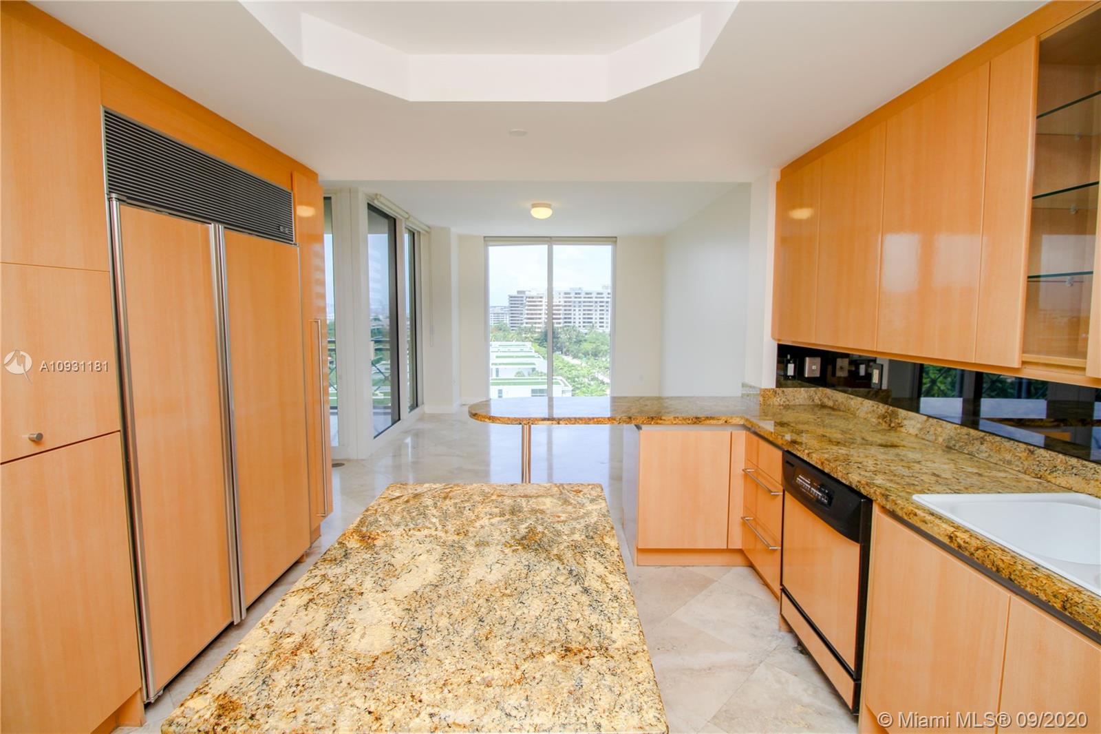 430 Grand Bay Dr #808