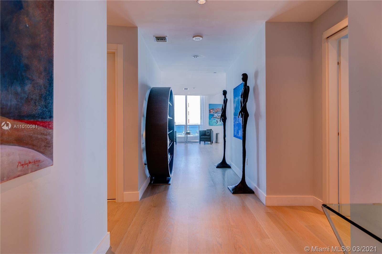 200 Biscayne Boulevard Way #5301 Miami, FL 33131