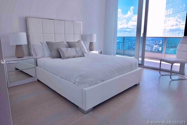 200 Biscayne Boulevard Way #5301 Miami, FL 33131