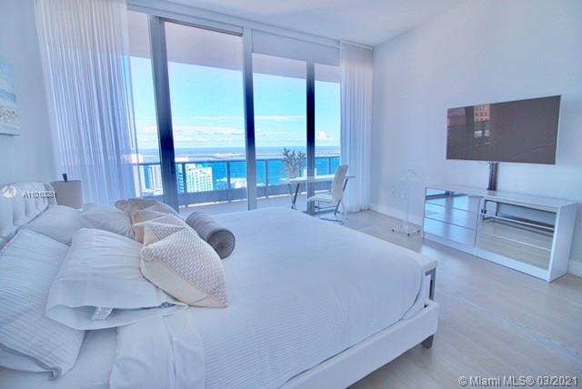 200 Biscayne Boulevard Way #5301 Miami, FL 33131