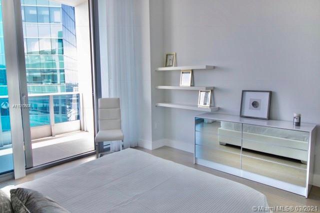 200 Biscayne Boulevard Way #5301 Miami, FL 33131