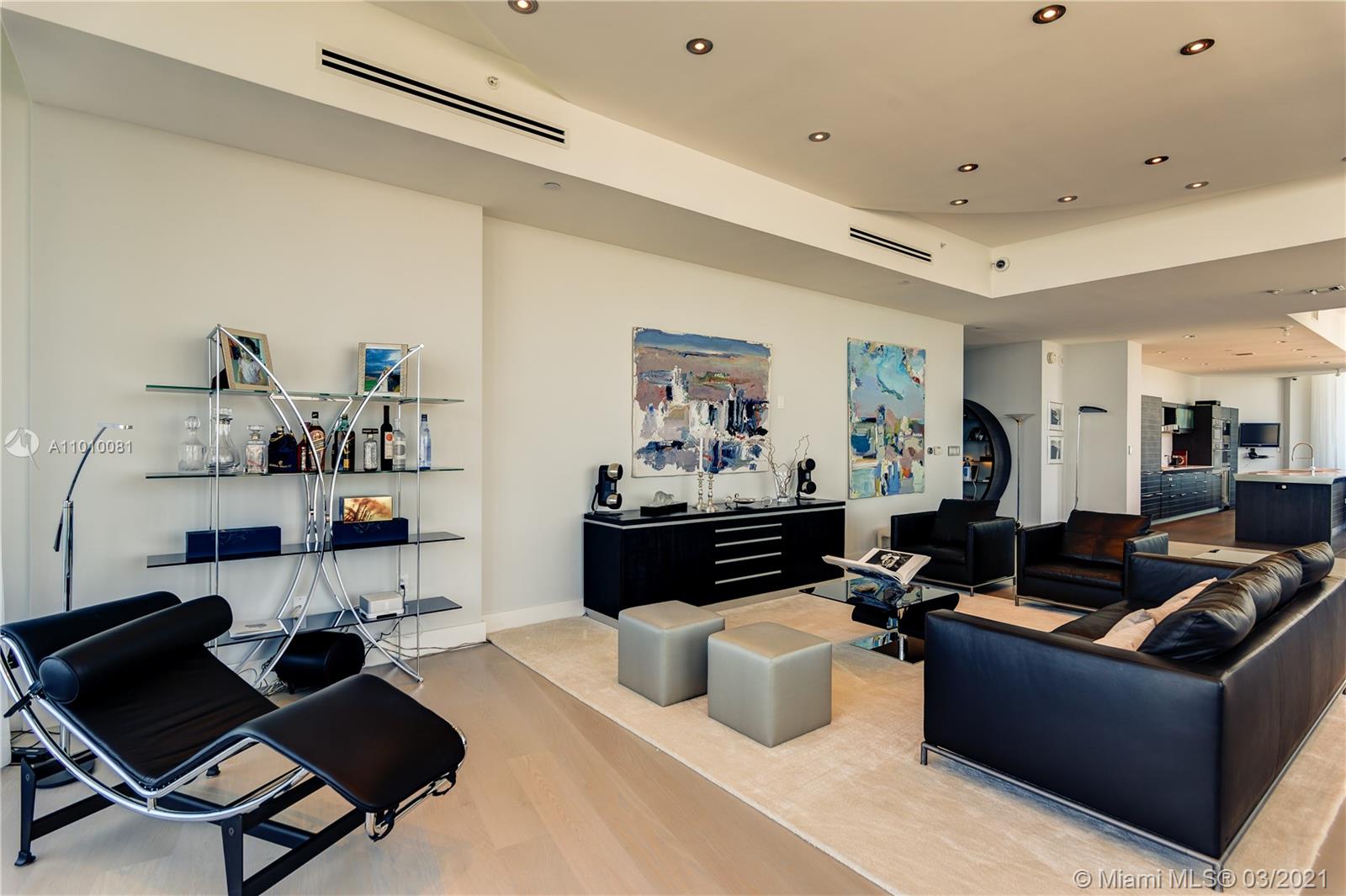 200 Biscayne Boulevard Way #5301 Miami, FL 33131