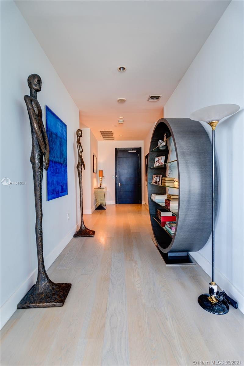 200 Biscayne Boulevard Way #5301 Miami, FL 33131