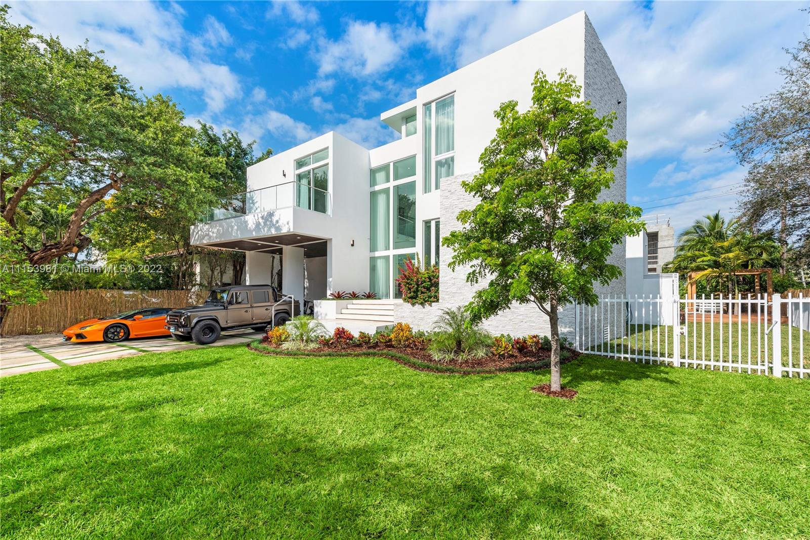 201 Buttonwood Dr,Key Biscayne, FL 33149