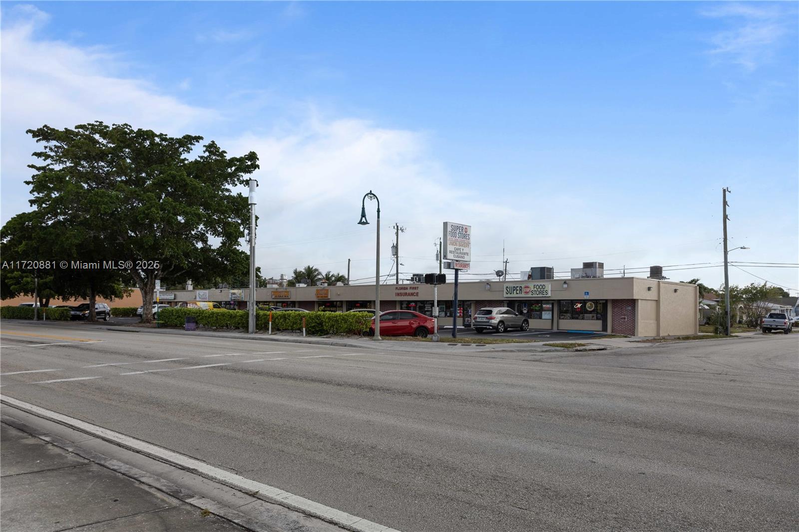 2101 N Dixie Hwy ,, FL 33460 2101 N Dixie Hwy ,, FL 33460