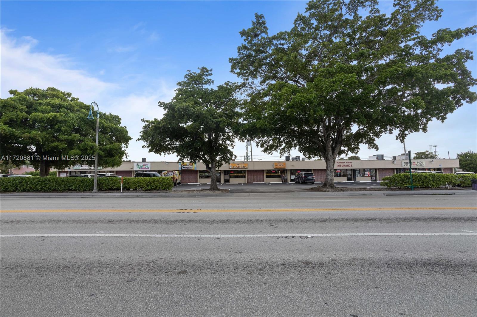 2101 N Dixie Hwy ,, FL 33460 2101 N Dixie Hwy ,, FL 33460