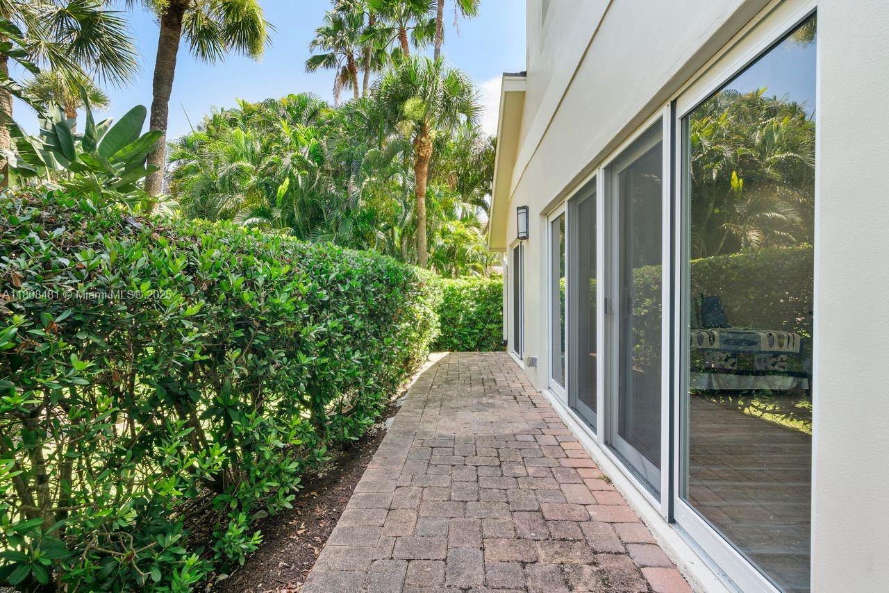 4161 S Us Hwy 1 #G2 Jupiter, FL 33477