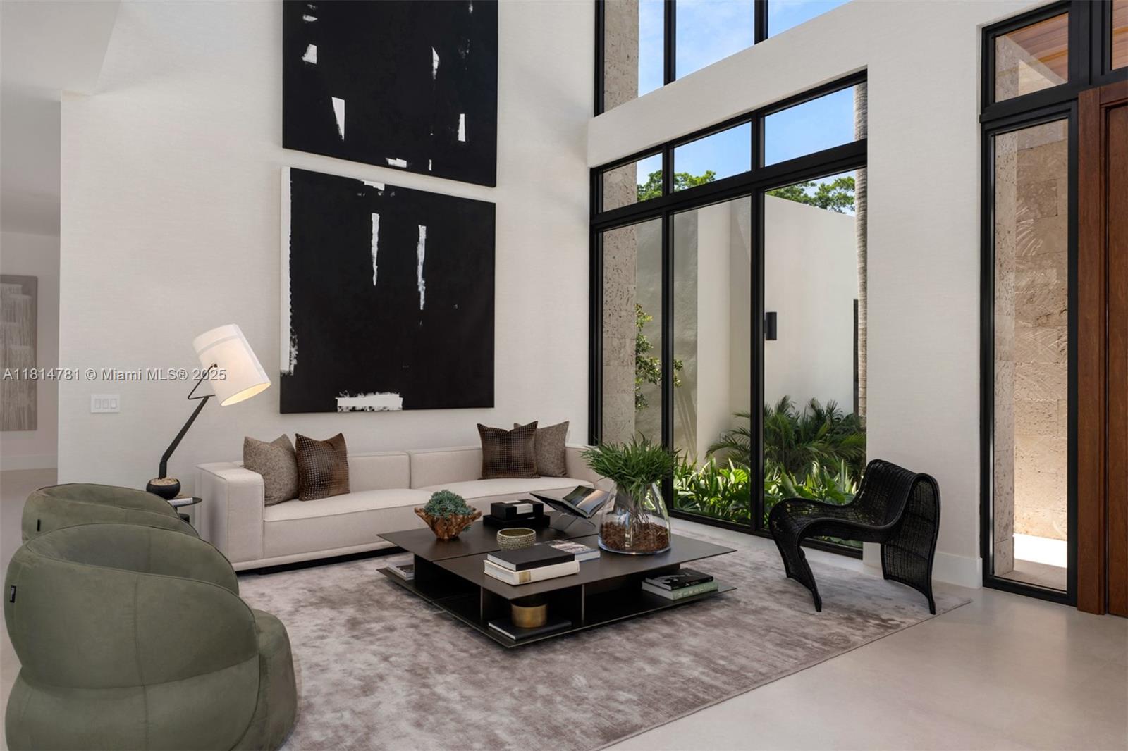 6730 SW 115th St Pinecrest, FL 33156