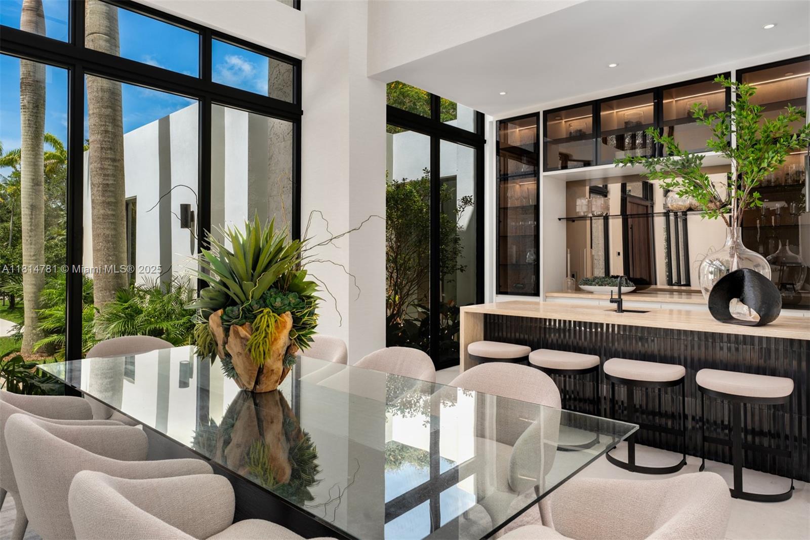 6730 SW 115th St Pinecrest, FL 33156